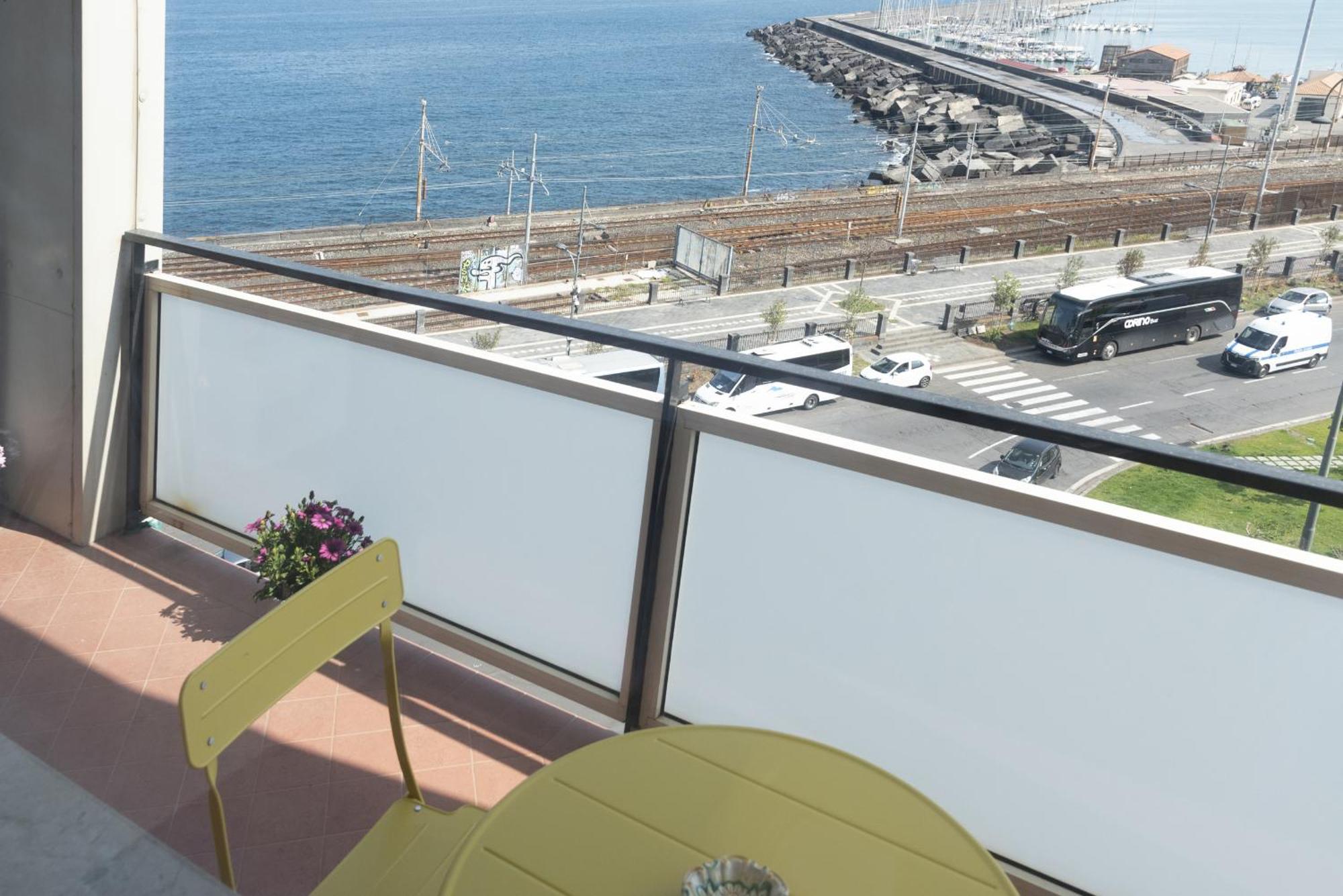 Martiri Home Catania-Fontanarossai nemzetközi repülőtér Kültér fotó