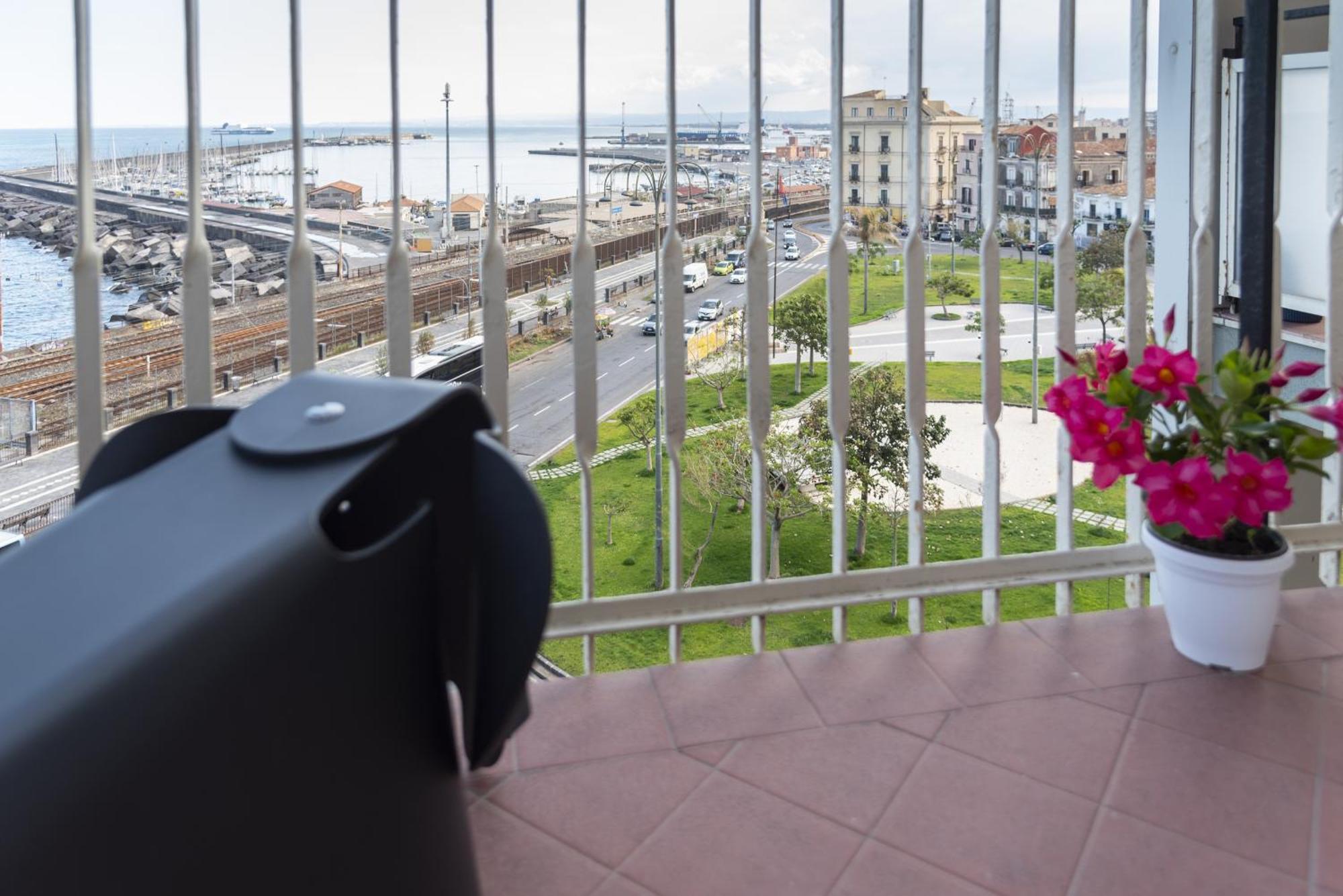 Martiri Home Catania-Fontanarossai nemzetközi repülőtér Kültér fotó